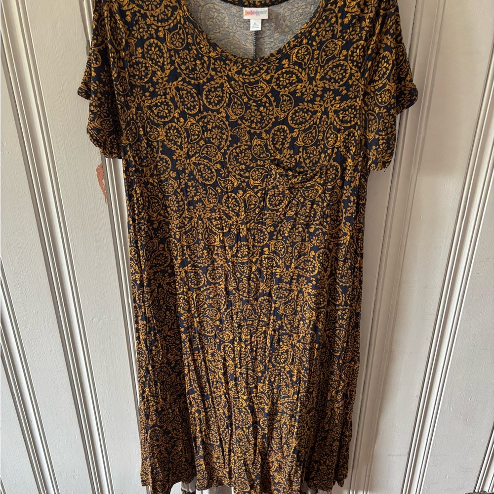 2/$18 LuLaRoe Black and Gold Patterned Dress